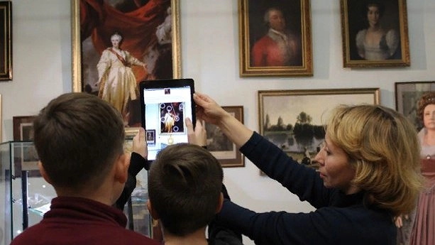 Главная картинка новости: Новороссийцы смогут сделать фото с ожившими историческими личностями