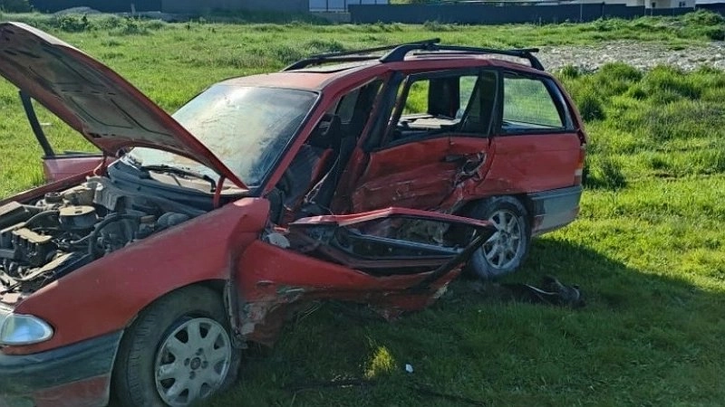 Главная картинка новости: Серьезное ДТП в Новороссийске: водитель «Тойоты» госпитализирован