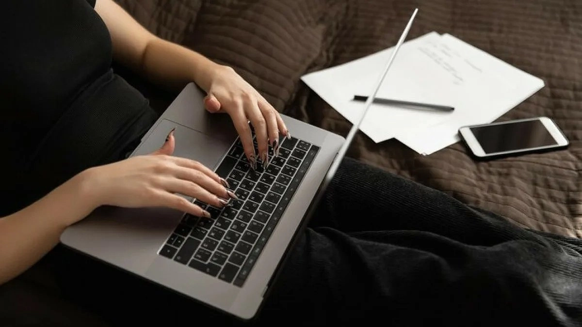 Выбора не будет: россиян "добровольно" переведут на отечественные ОС