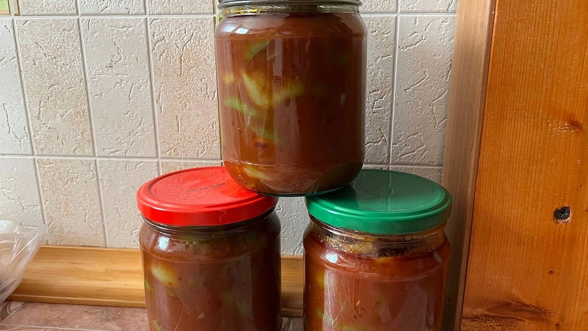 Хватит классики. Лечо с кабачками — вкуснее, чем из одного перца: простой рецепт на зиму