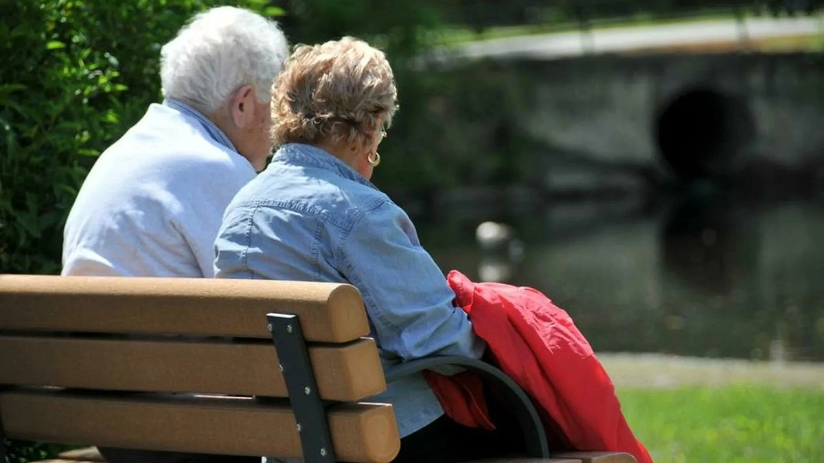 Пенсионный возраст повышают на 3 года: неприятный сюрприз для пожилых уже с 10 июля