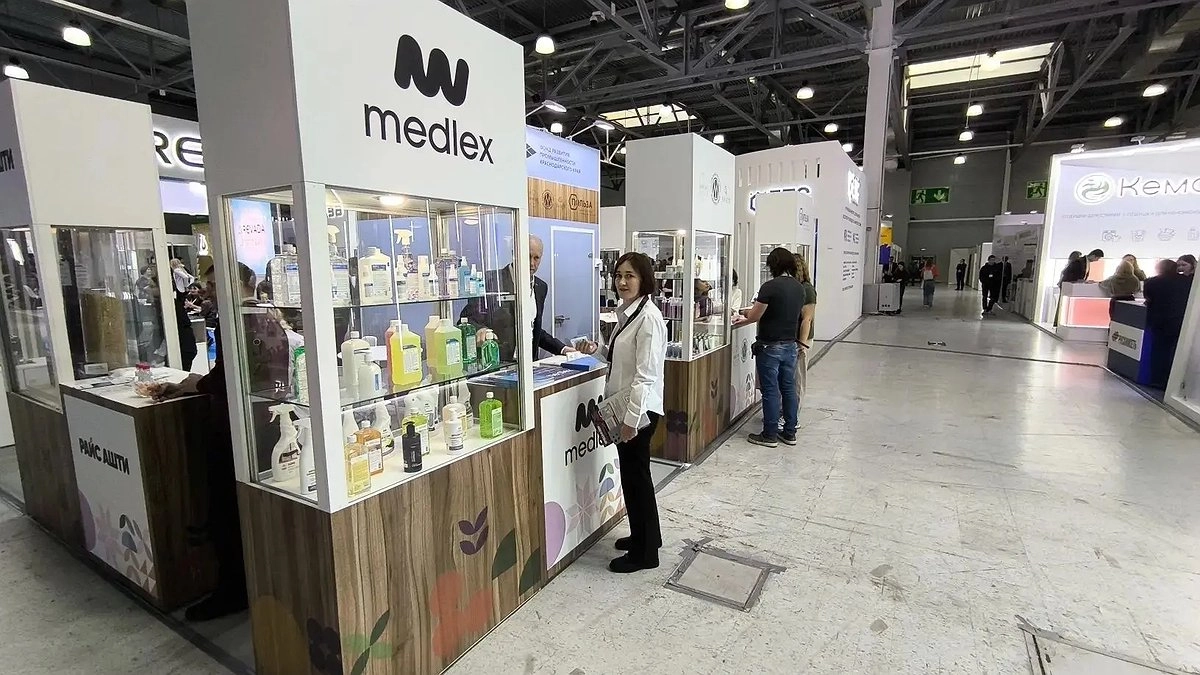 Кубанские химики показывают свою продукцию на международной выставке в Подмосковье