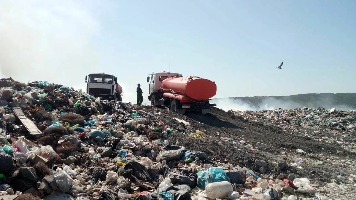 Главная картинка новости: Экологический скандал в Новороссийске: владелец полигона ТКО оспаривает многомиллионный штраф