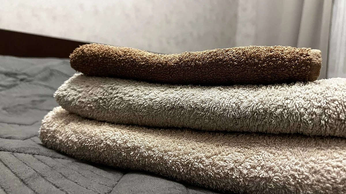 Больше не вывариваю древние полотенца: кладу 2 ложки на таз - станут как новые