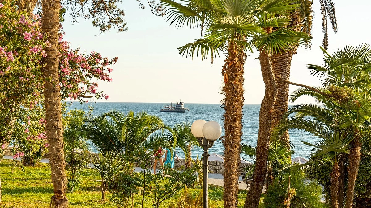 Скандал в Абхазии: российские туристы массово отказываются от отдыха