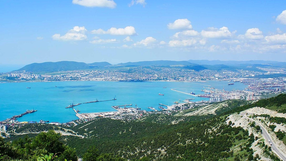 Главная картинка новости: На выходных новороссийцев ждет ясная погода