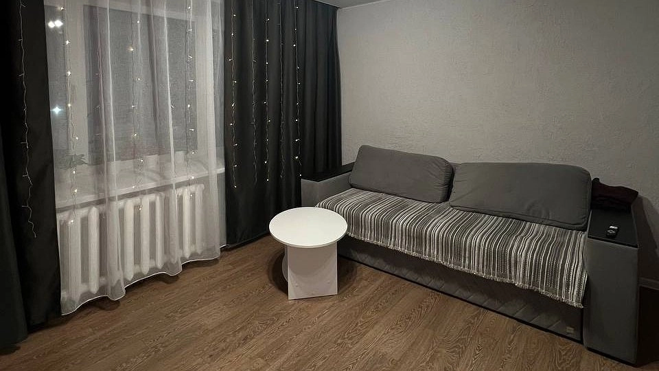 После этих слов хозяева молча выставляют за дверь: что нельзя делать в гостях, даже если кажется вежливым