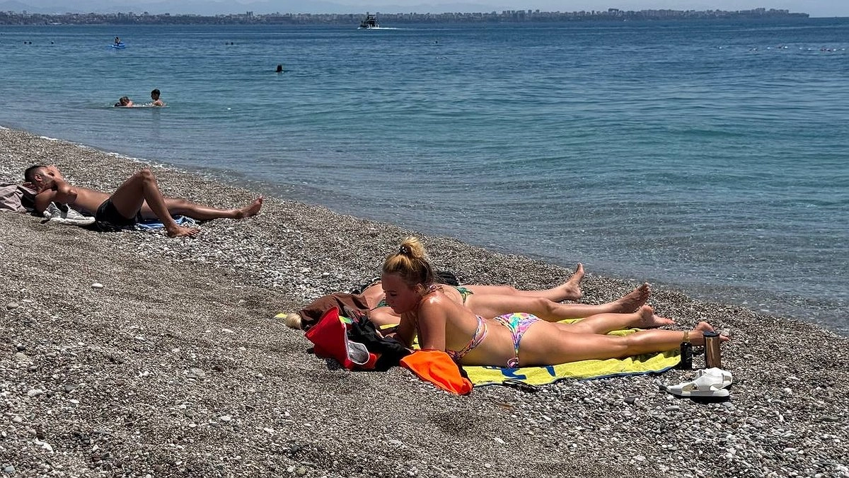 «Злые люди, змеи и грязь»: шквал гневных отзывов обрушился на популярный курорт