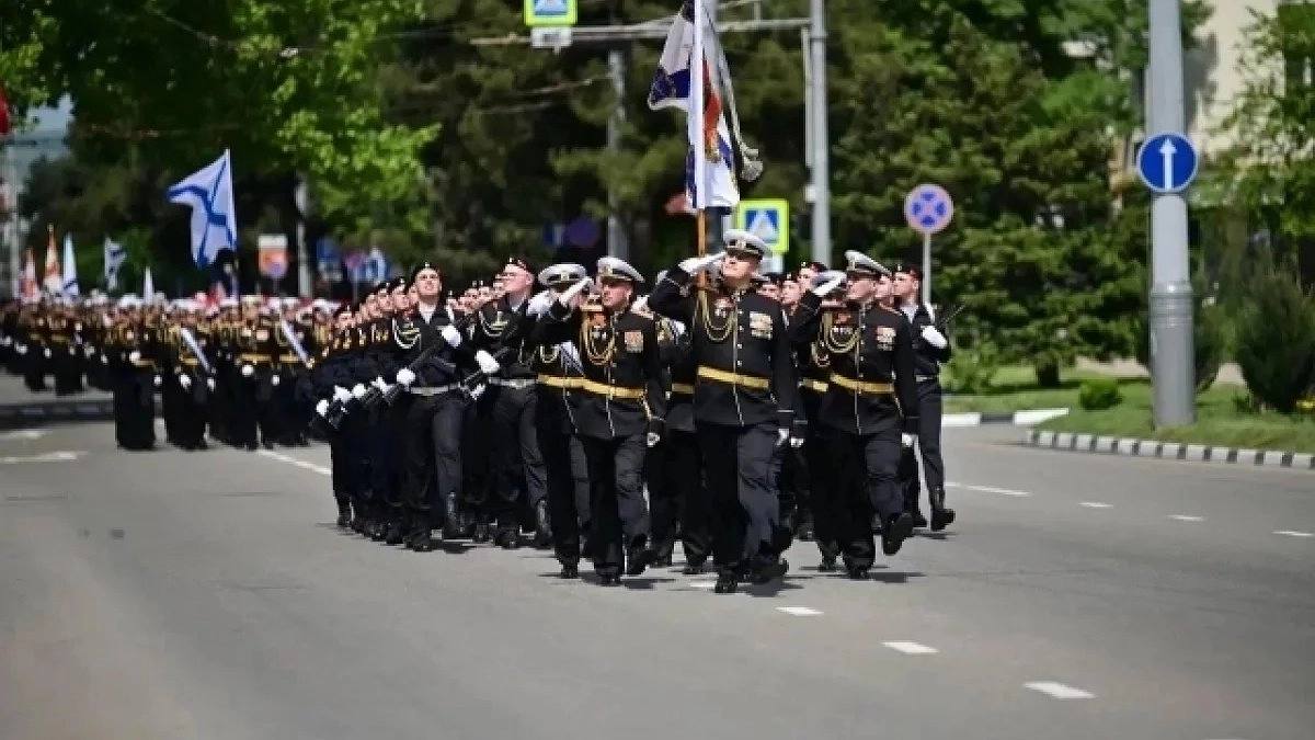 В Новороссийске 9 Мая пройдет военный парад, для жителей организуют онлайн-трансляцию