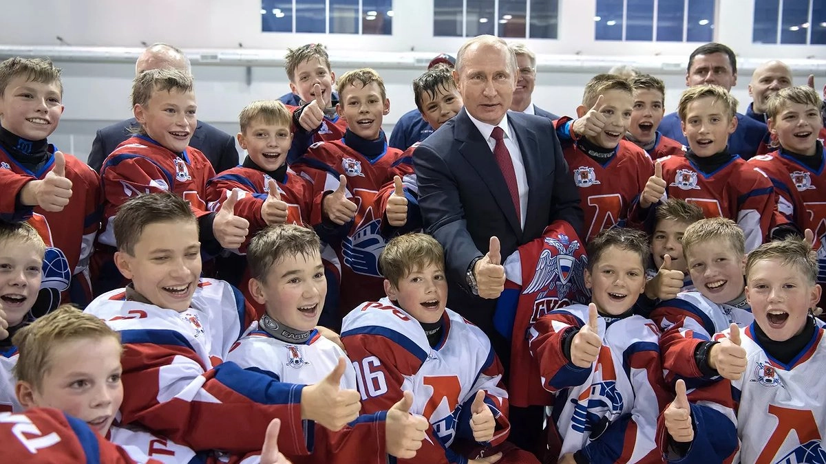 Спорт для всех: Путин обратил внимание на то, как семьи смогут тратить меньше