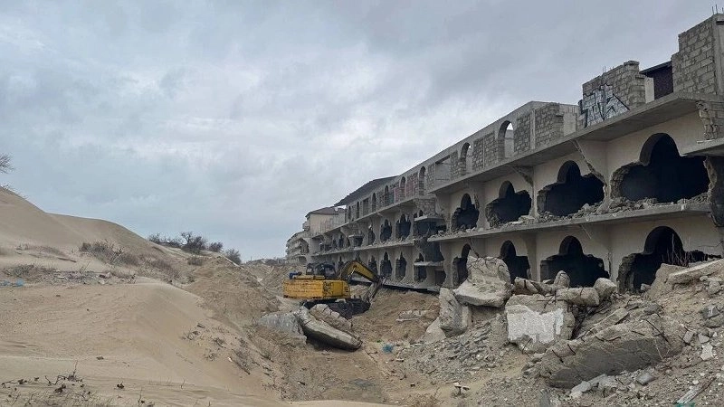 В Джемете проверяют информацию о вывозе песка с пляжа: мэрия разъясняет ситуацию