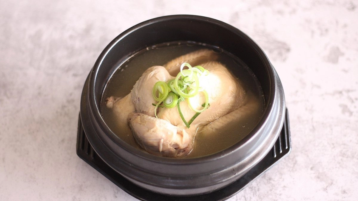 Главная картинка новости: Ученые выявили самый вредный суп: в России его готовят и едят почти в каждой семье