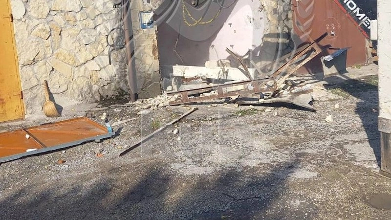 Экс-начальник пожарной части попал в больницу из-за новости о сносе наградных гаражей