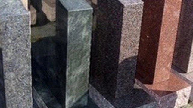 Главная картинка новости: Новороссиец представлялся мастером по надгробиям, брал предоплату и исчезал