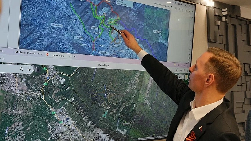 Главная картинка новости: Андрей Кравченко: Северный обход Новороссийска решит проблему многокилометровых заторов