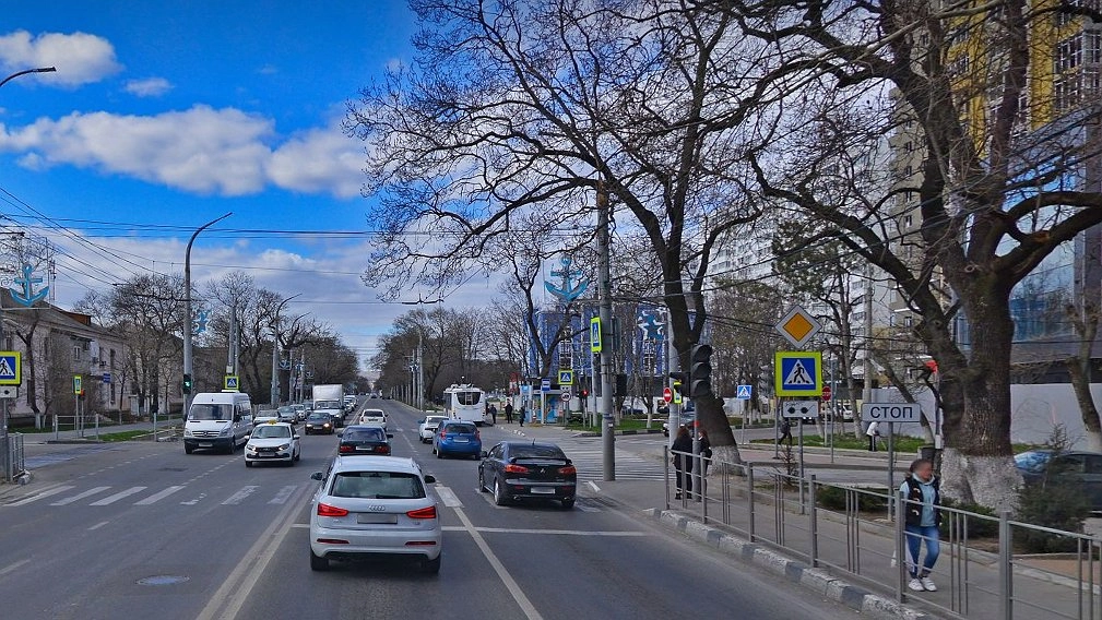 На Анапском шоссе в Новороссийске построят разделительный островок и реконструируют перекресток с улицей Индустриальной