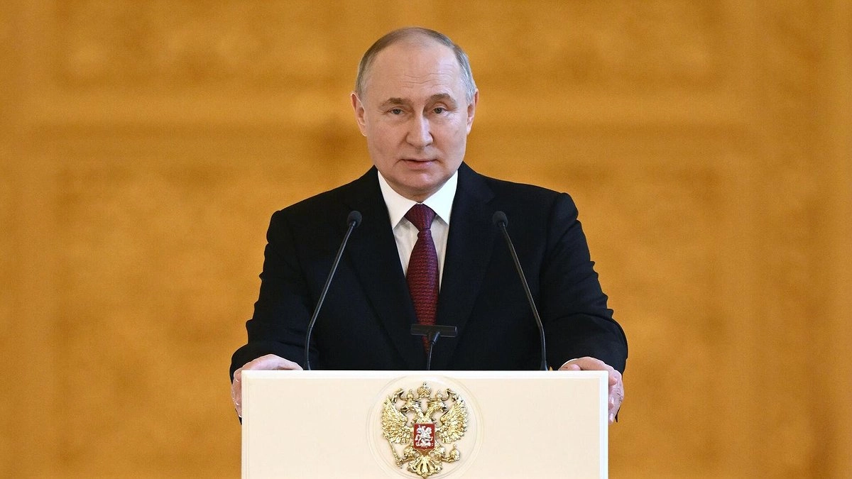 Путин пообещал двойную прибавку, но полицейские всё равно увольняются: в чём подвох