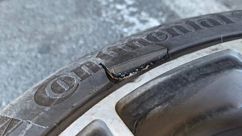 Снова ямы на мосту: автомобилисты Новороссийска возмущены состоянием дороги