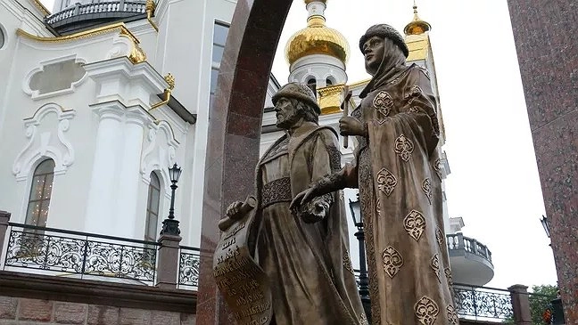 Фестиваль ко Дню семьи, любви и верности в Краснодаре: программа, локации и семейные традиции