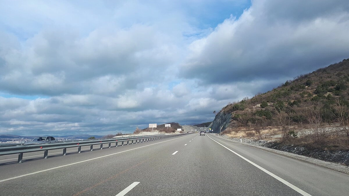 Новая скоростная трасса Сочи-Новороссийск: последние новости о ходе строительства