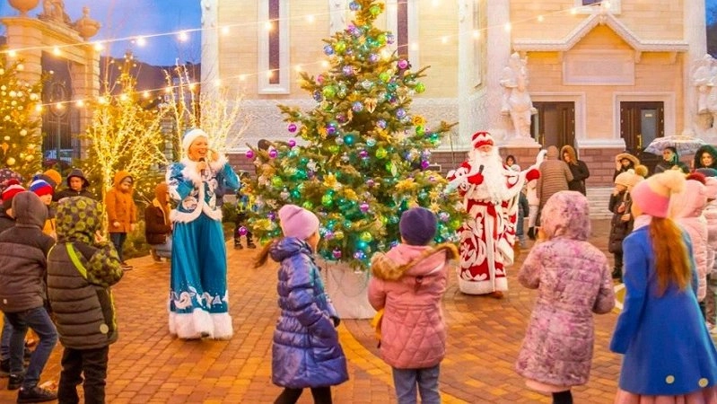 Новороссийск готовится к незабываемому Новому году: более 80 мероприятий для жителей и гостей