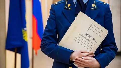 Упал с седьмого этажа недостроя и выжил: в Сочи девятилетний мальчик чудом не разбился