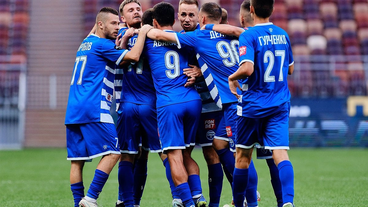 Главная картинка новости: Новороссийский "Черноморец" начал сезон с ничьей против москвичей