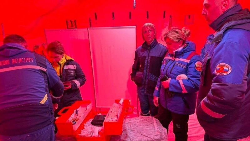 Инцидент с разливом мазута в Краснодарском крае: госпитализация потребовалась лишь девяти пострадавшим