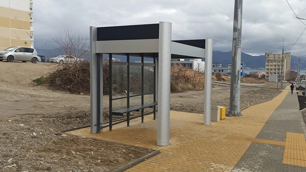 Транспорт на улице Мурата Ахеджака в Новороссийске будет проходить через 3 остановки