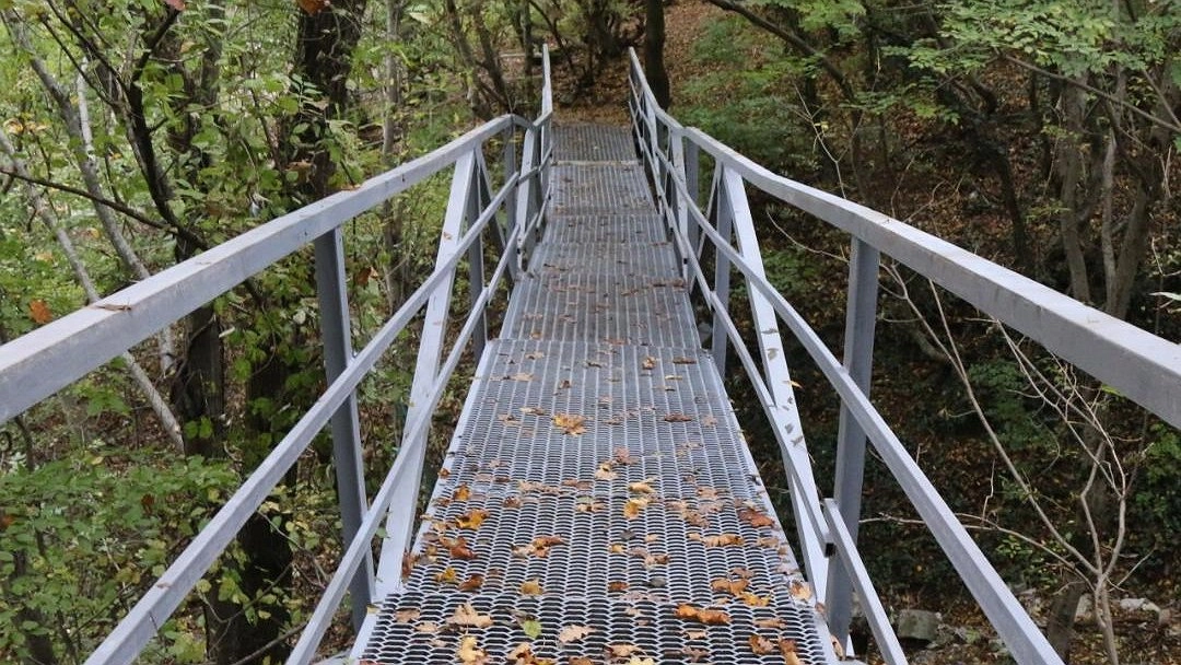 Главная картинка новости: В Новороссийске отремонтировали два моста