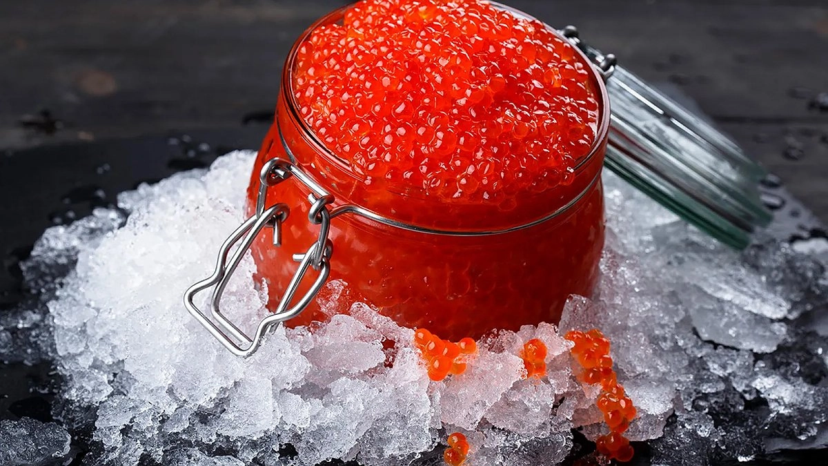 Главная картинка новости: Новороссийцам на заметку: как не отравиться красной икрой в Новый год