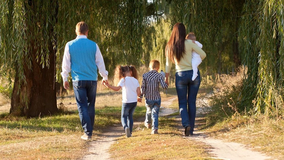 Главная картинка новости: Многодетным семьям не нужно платить НДФЛ при продаже недвижимости