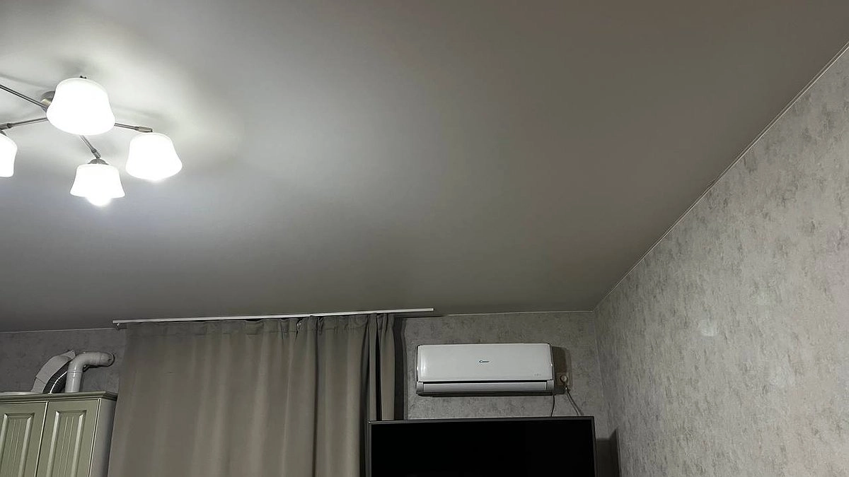 С 1 апреля вводят запрет на установку натяжных потолков: их придется снять