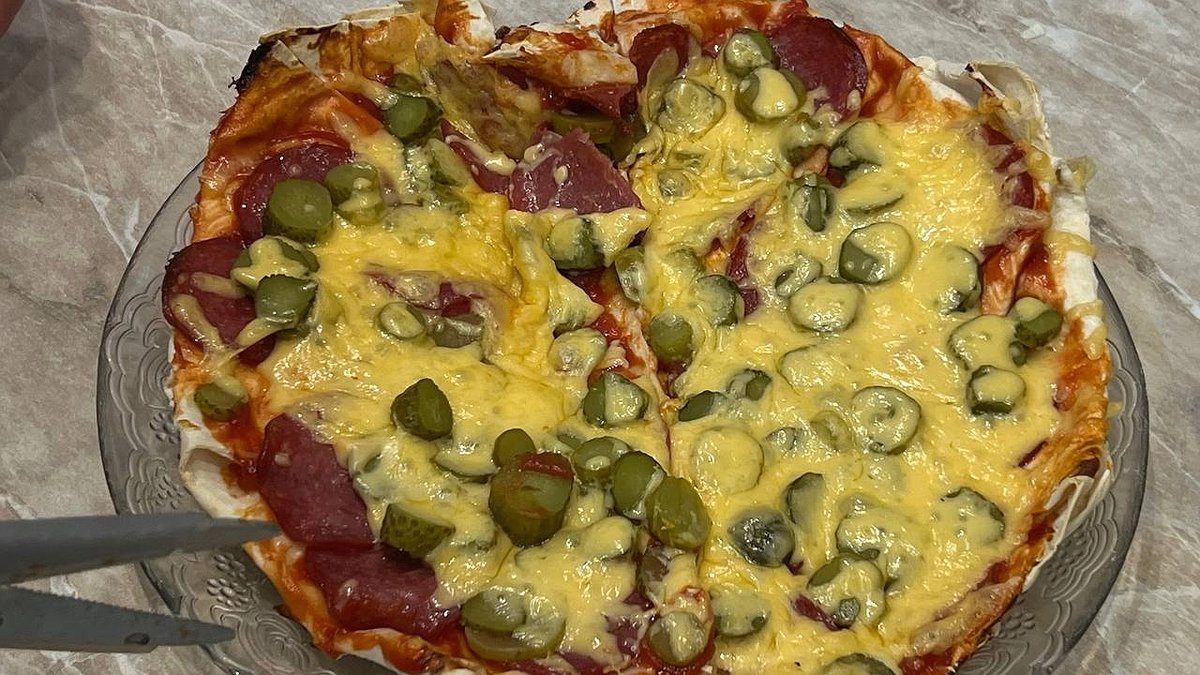 Врач назвала самые опасные виды пиццы: не всё так безобидно с колбасой и сыром