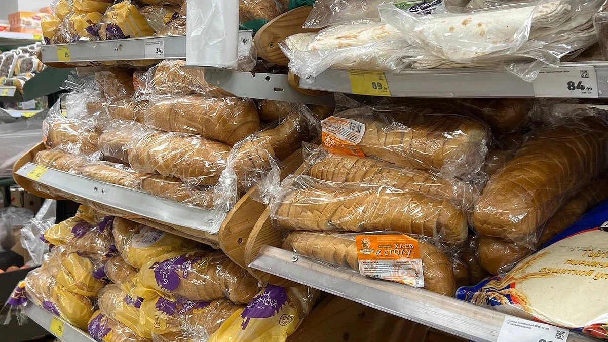 Главная картинка новости: Хлеб по-новому: почему с апреля буханка станет дороже и исчезнут ли "безымянные" булки