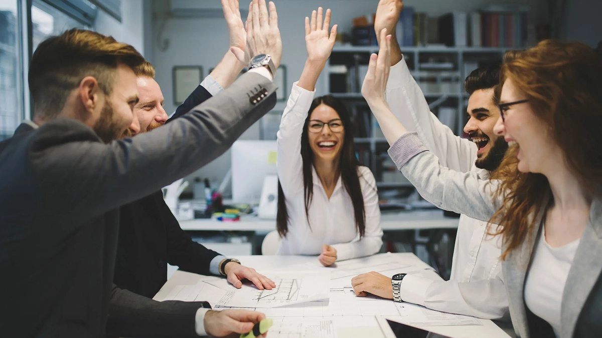 Премия в размере оклада за преданность: как новый законопроект изменит отпуск для миллионов россиян