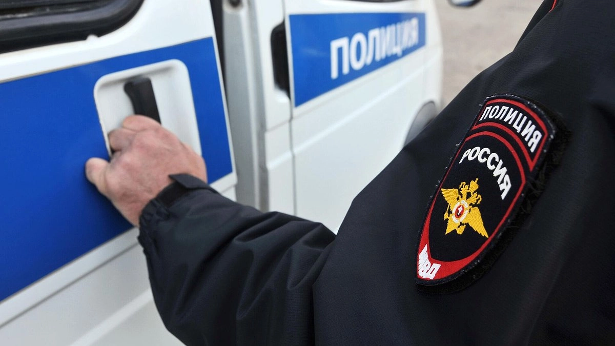 В Новороссийске пресекли нелегальную торговлю бензином: 200 литров по 200 рублей за литр