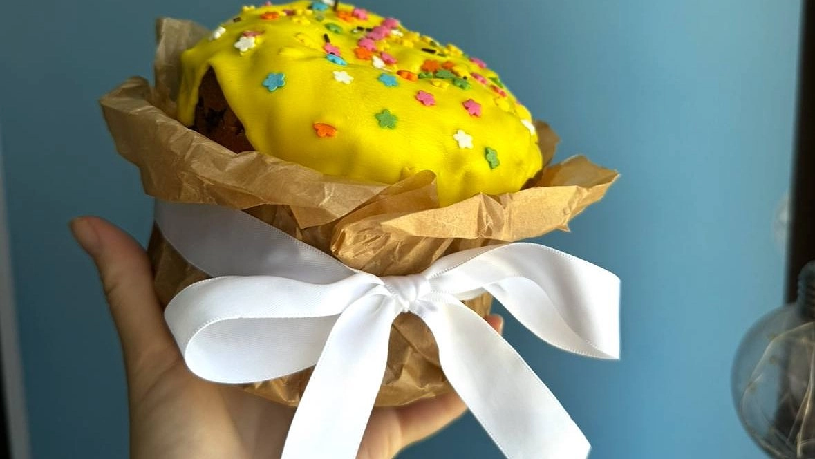 Никто не угадает, что внутри: секретный рецепт пасхального кулича с творожным сыром и ореховым взрывом