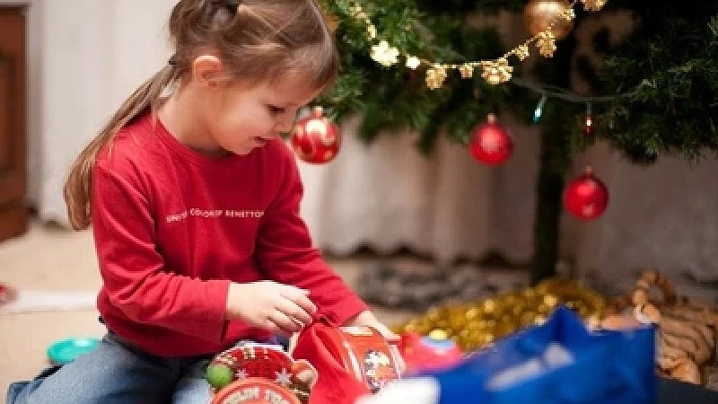 Новогодние подарки детям из нуждающихся семей