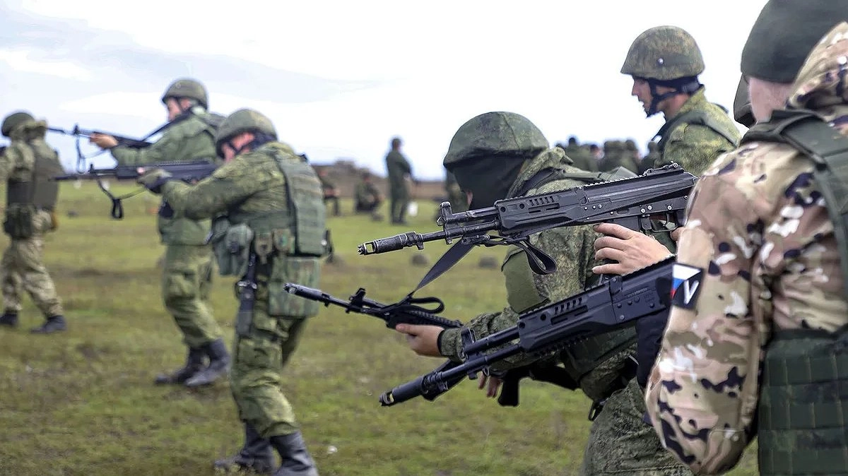 Главная картинка новости: Путин утвердил схему демобилизации: первые группы на отправку домой и порядок ротации военных