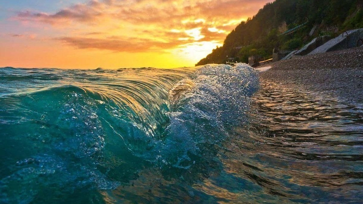 Черному морю в Новороссийске вновь нанесли ущерб