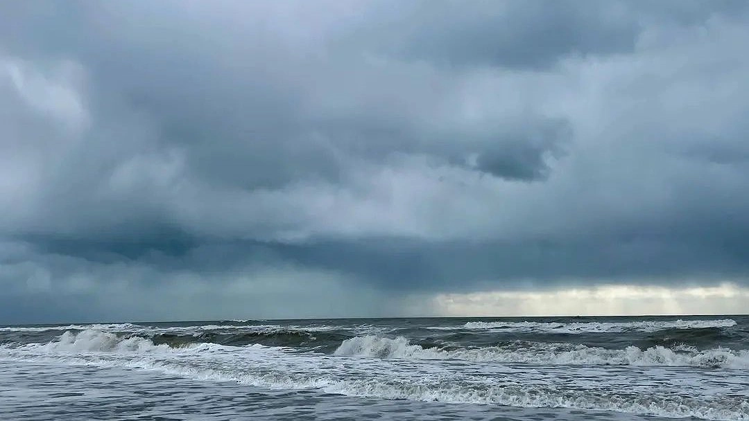 На Черноморском побережье к выходным обещают холод и сырость