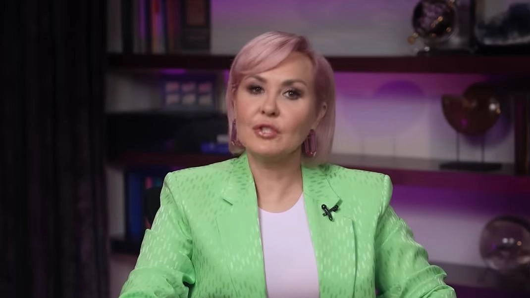 Устанут от богатства: Василиса Володина назвала 2 знака зодиака, которые будут купаться в деньгах в 2025 году