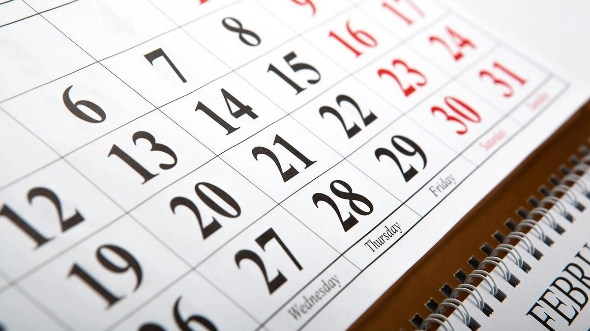 Россияне в панике: в стране объявили шестидневную рабочую неделю