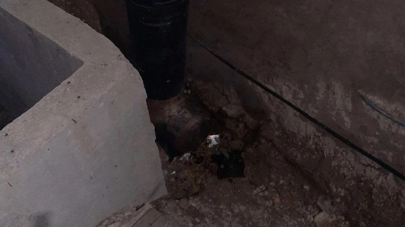 Новороссийцы возмущены затянувшимся ремонтом труб на Мысхакском шоссе