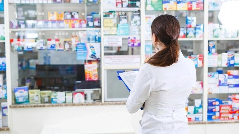 Прокуратура Новороссийска выявила нарушения в аптеке и оштрафовала ответственного сотрудника