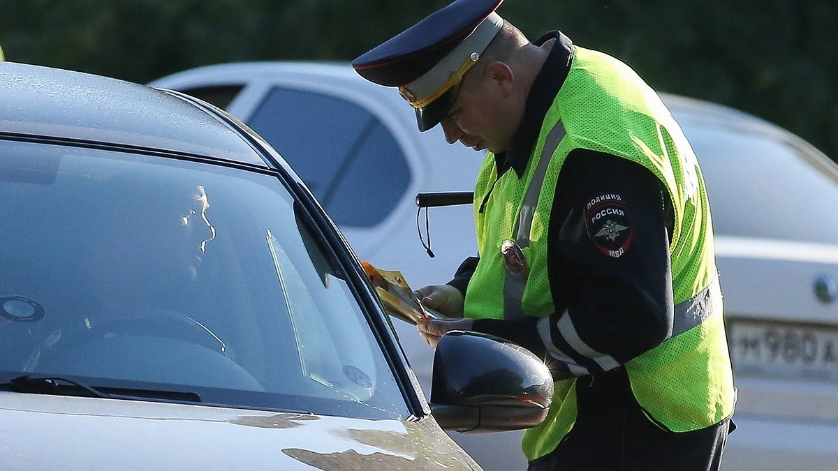 Водителям категории В упростили получение вторых прав — с июня достаточно одной справки