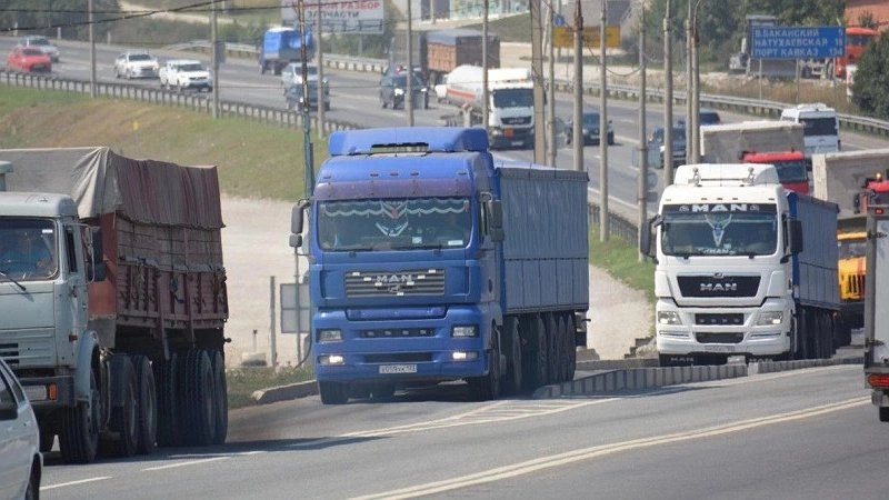 Новые ограничения для большегрузного транспорта в Краснодарском крае с 1 июня