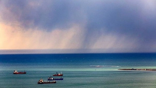 Главная картинка новости: На выходных в Новороссийске ожидаются сильные порывы ветра