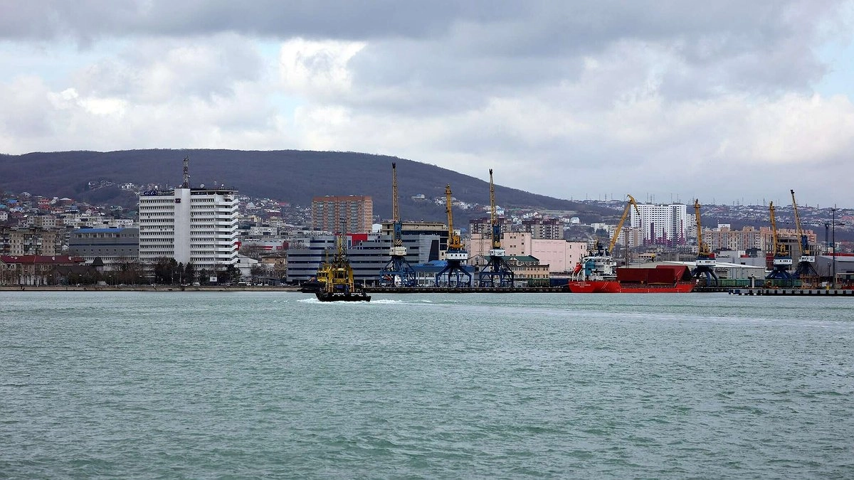 Новороссийск готовится к военным учениям: ограничения для морских судов 30 мая